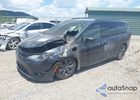 2020 Chrysler Pacifica Hybrid Touring L z USA, uszkodzony, nr VIN 2C4RC1L79LR288138